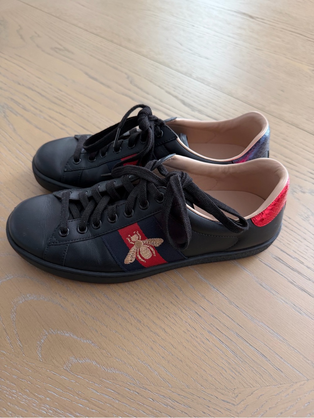 🐝 Gucci Black Leather Sneakers with Red & Blue and Embroidered Bee